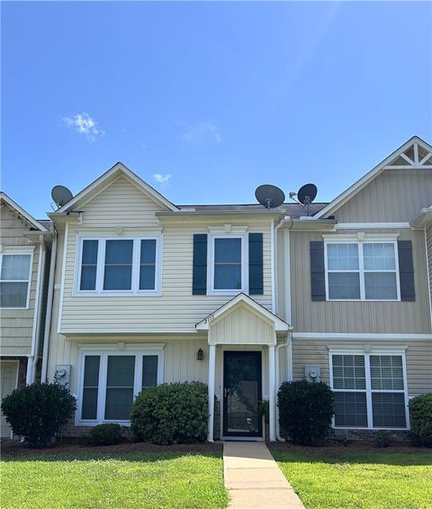 Photo of 2113 COBBLESTONE Drive, Opelika, AL 36804 (MLS # 181336)