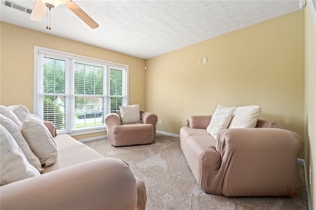 Photo of 2113 COBBLESTONE Drive, Opelika, AL 36804 (MLS # 181336)