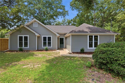 Photo of 1424 AZALEA Drive, Auburn, AL 36830 (MLS # 181647)