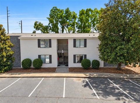 Photo of 415 N DONAHUE Drive #8B, Auburn, AL 36832 (MLS # 182335)