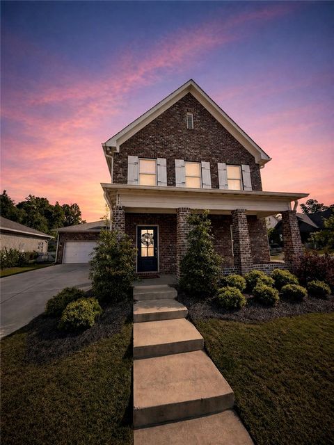 812 Clear Spring Drive Auburn AL 36830