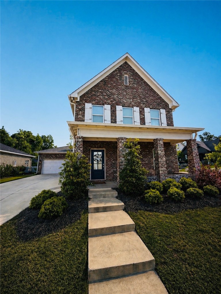 812 Clear Spring Drive