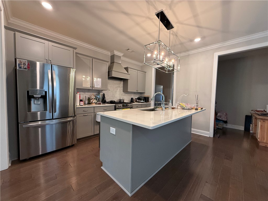 812 Clear Spring Drive