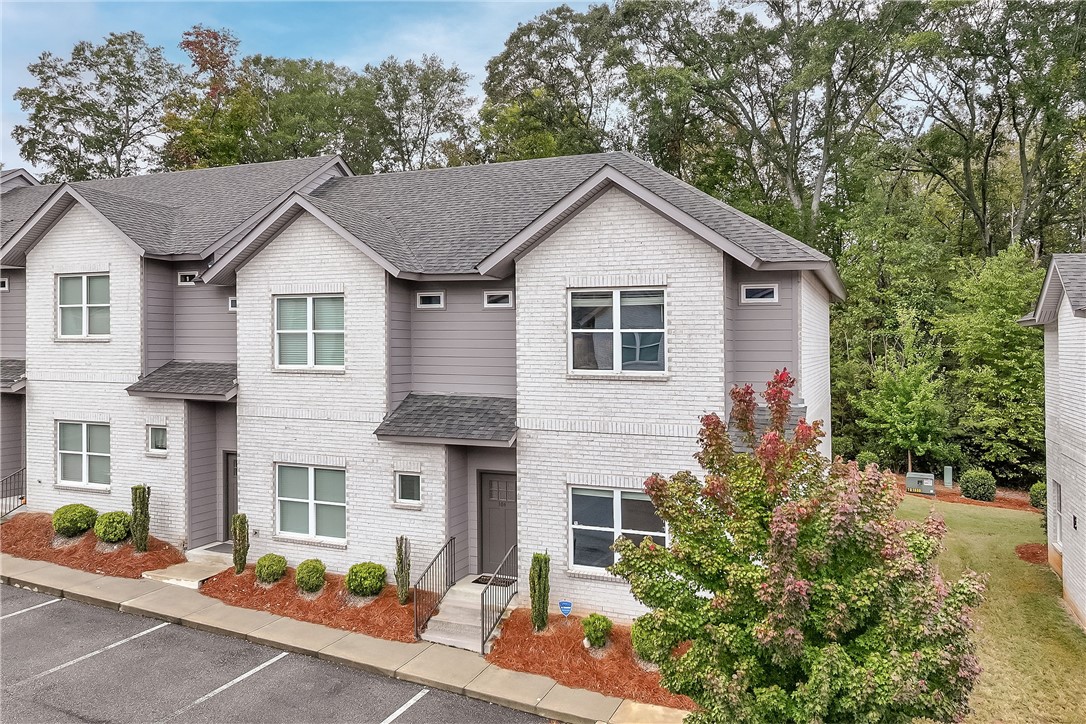 808 N GAY Street C106