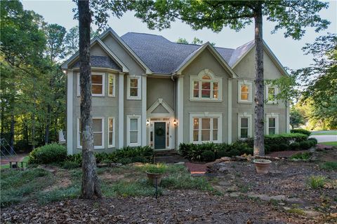 Photo of 4100 HAMILTON Road, Opelika, AL 36801 (MLS # 176586)