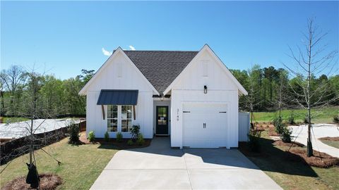 Photo of 3149 BOTTLE Way, Auburn, AL 36830 (MLS # 179896)