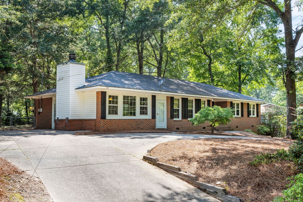 262 DENSON Drive