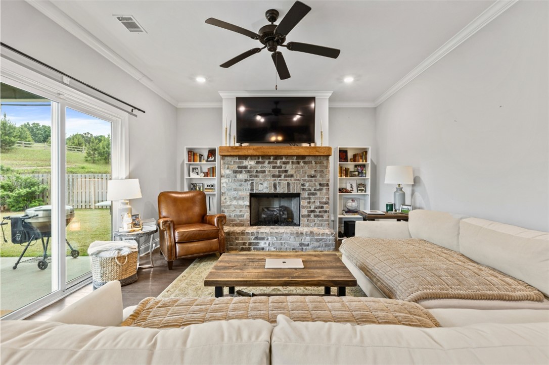 2510 FOUNTAINVIEW Court