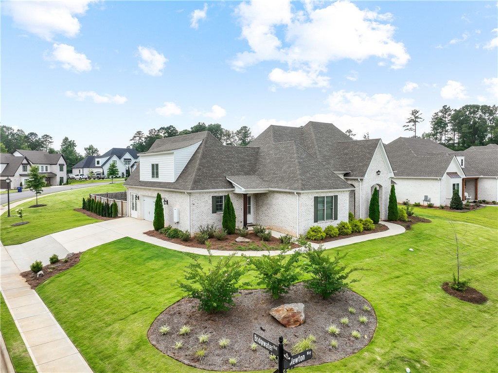 110 NEWTON Way
