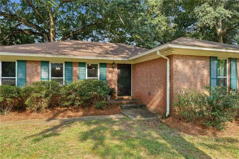 Photo of 1101 RUSTIC RIDGE Road, Auburn, AL 36830 (MLS # 181598)