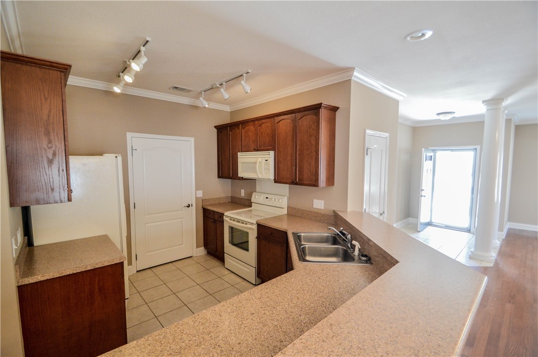 1626 PROFESSIONAL Parkway