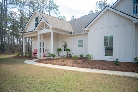Photo of 9054 LEE ROAD 158, Salem, AL 36874 (MLS # 179351)