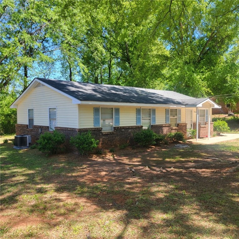 317 MARTIN LUTHER KING Drive