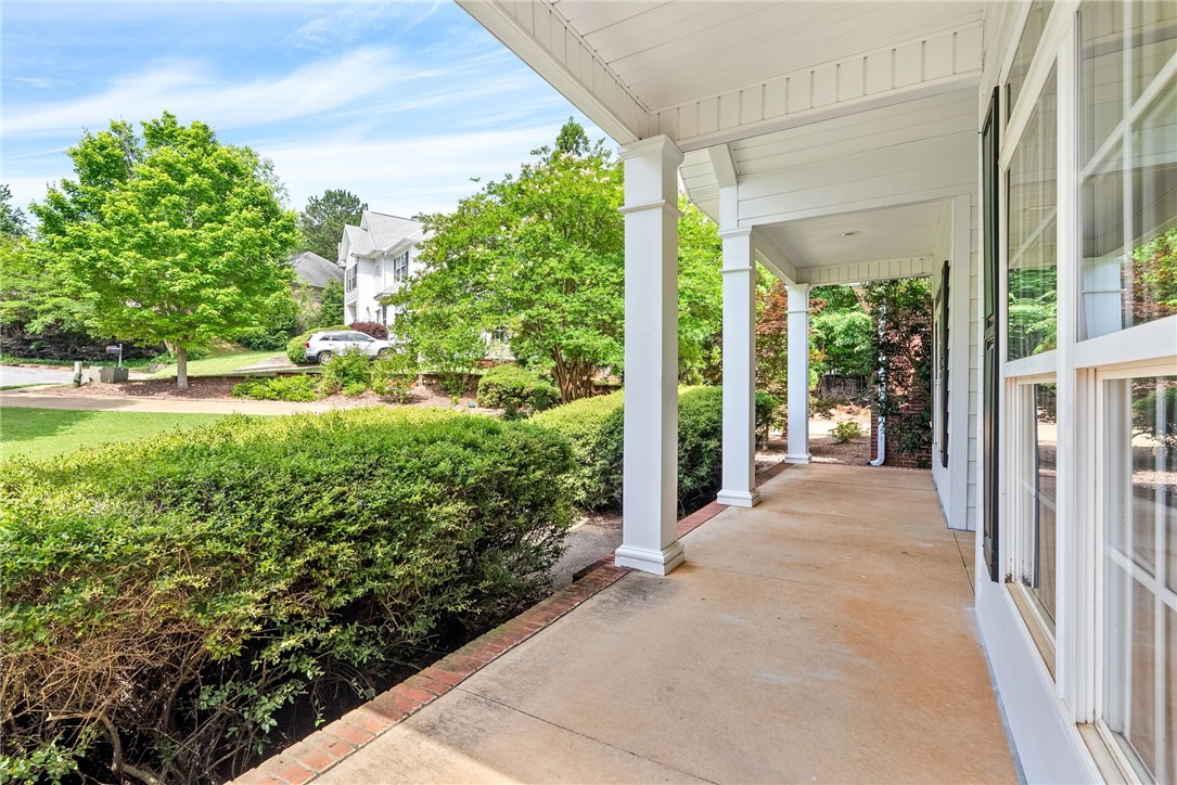 1806 BLUESTONE Court