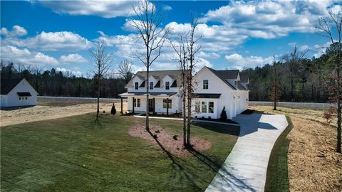 Photo of 1000 HUNTERS HILL Lane, Auburn, AL 36830 (MLS # 177218)