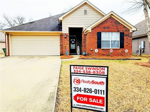 Photo of 638 Glenmede Lane, Montgomery, AL 36117 (MLS # 178544)