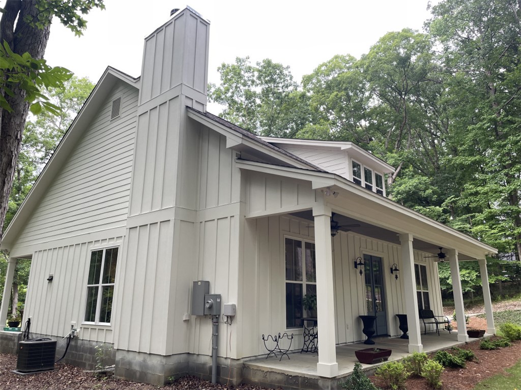 138 GREENVIEW Lane