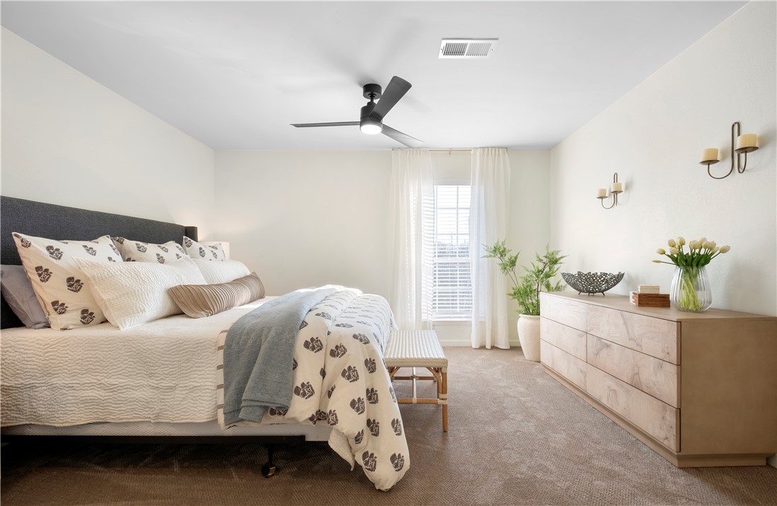 Auburn, Alabama 36830, United States, 3 Bedrooms Bedrooms, ,2 BathroomsBathrooms,Residential,Pending,218550