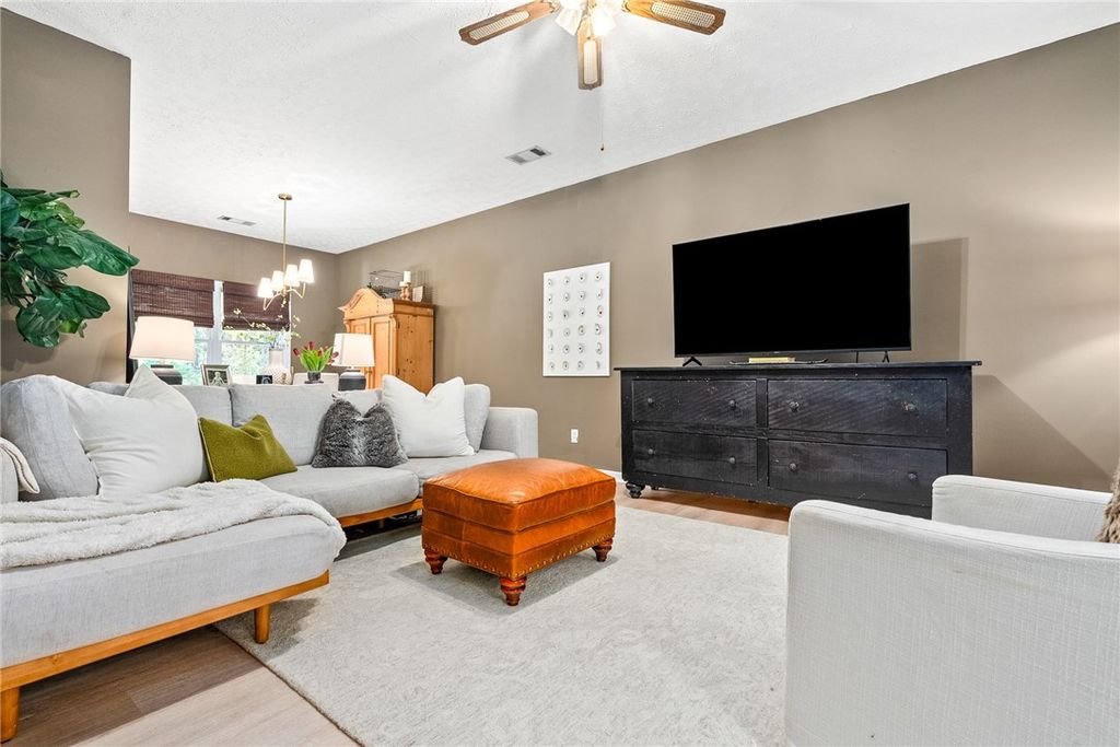 Photo of 1711 WRIGHTS MILL Road, Auburn, AL 36830 (MLS # 177064)