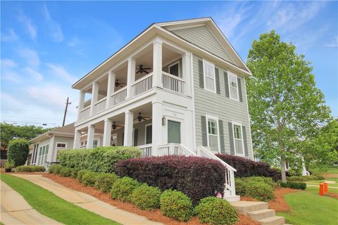 733 QUEENS Way Auburn AL 36830