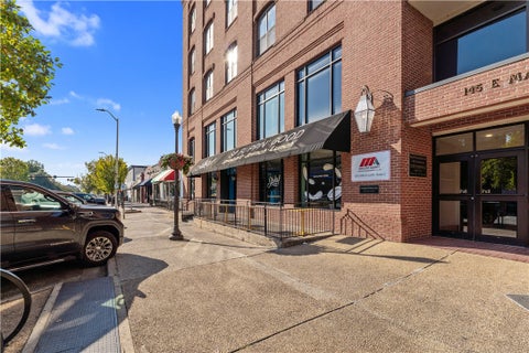 Photo of 145 E MAGNOLIA Avenue #CC1, Auburn, AL 36830 (MLS # 182673)