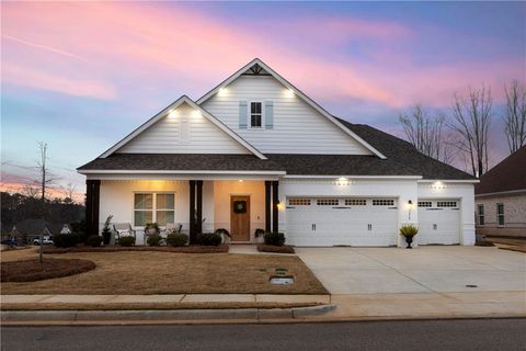 1650 HIDDEN LAKES Drive Opelika AL 36801