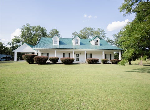Photo of 933 LEE ROAD 401, Beauregard, AL 36804 (MLS # 182006)