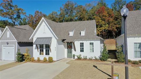 Photo of 830 VILLAGE Drive, Opelika, AL 36801 (MLS # 177339)