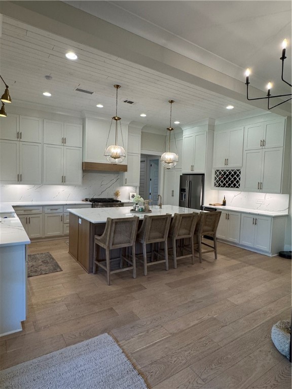 6508 FERNWOOD Circle