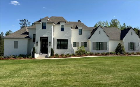 6508 FERNWOOD Circle Opelika AL 36801