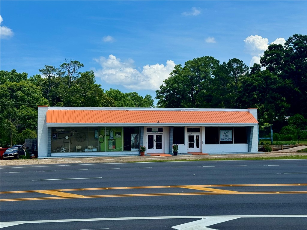 302 N US HIGHWAY 29