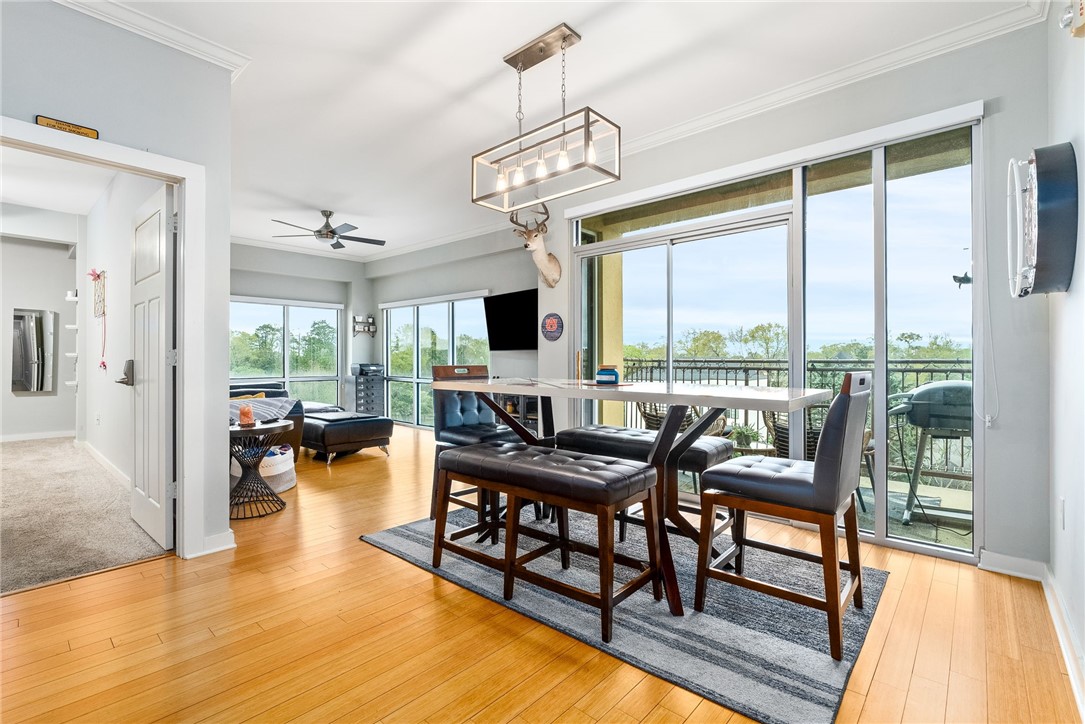 277 S GAY Street 601
