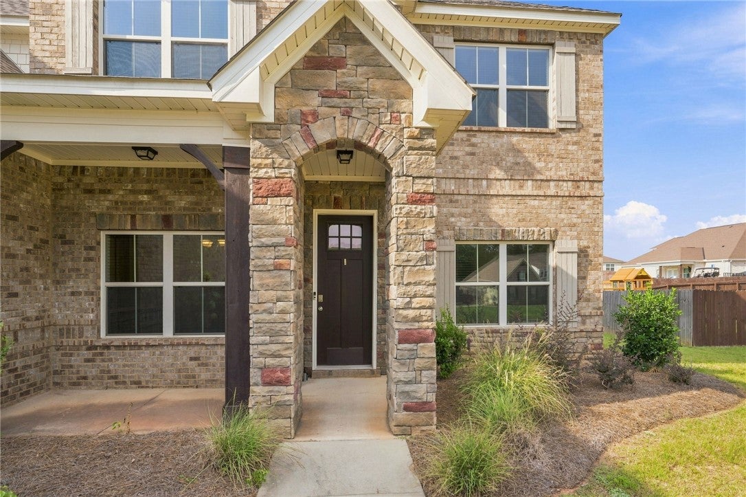 856 VIOLET Lane