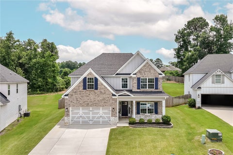 Photo of 2630 DUNKIRK Circle, Auburn, AL 36832 (MLS # 180979)