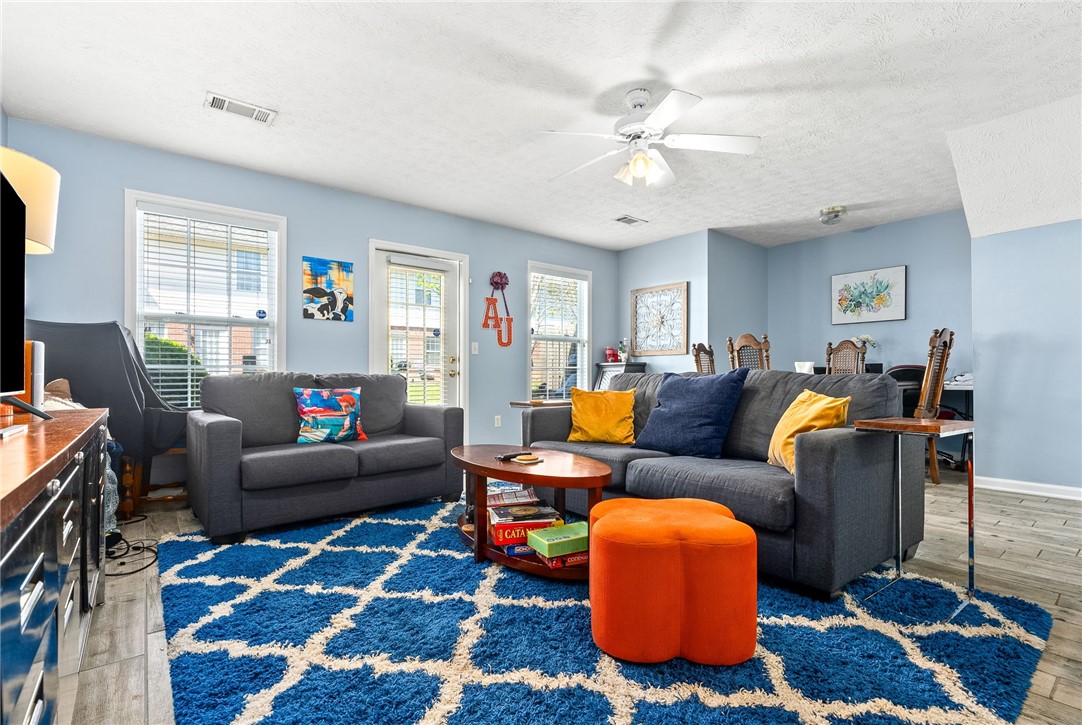 1477 N DONAHUE Drive 1405