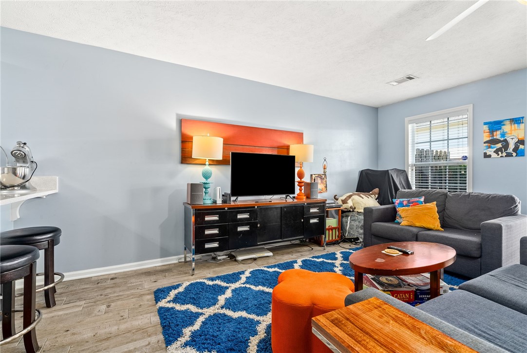 1477 N DONAHUE Drive 1405