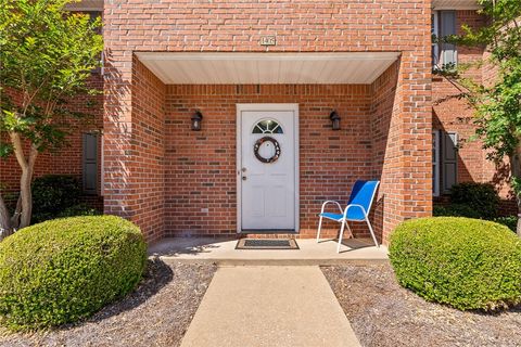 1477 N DONAHUE Drive 1405 Auburn AL 36830