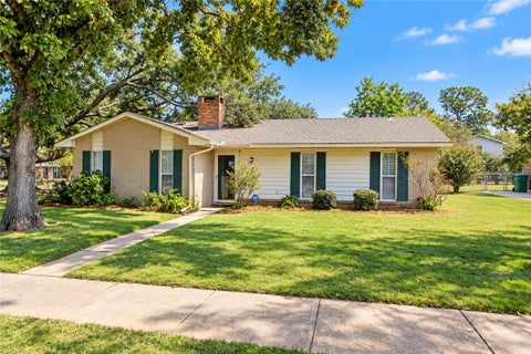 Photo of 360 HARVARD Road, Montgomery, AL 36109 (MLS # 182553)