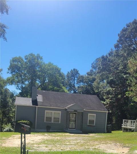 Photo of 408 BREWER Street, Tuskegee, AL 36083 (MLS # 182691)
