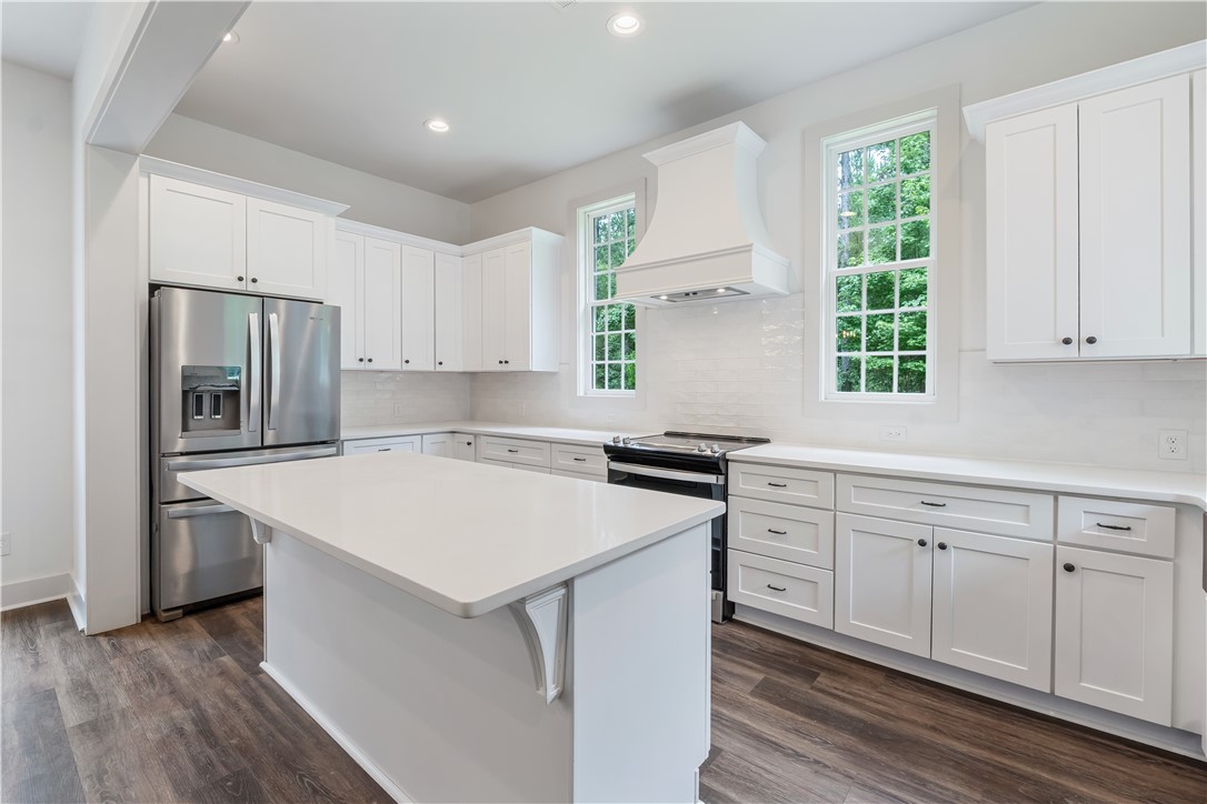 322 LEE ROAD 2218