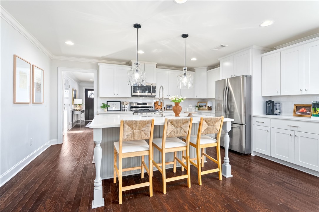 2152 ARMISTEAD Lane