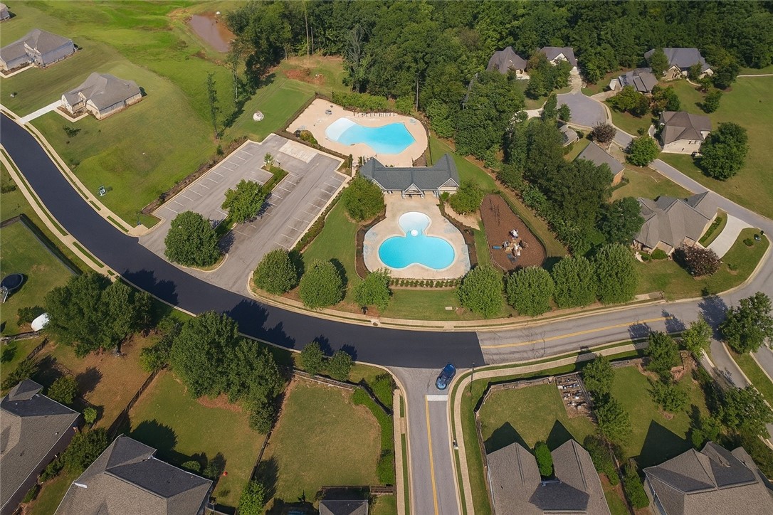 2152 ARMISTEAD Lane