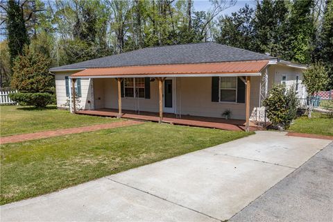 104 BULLOCK Circle Eufaula AL 36027