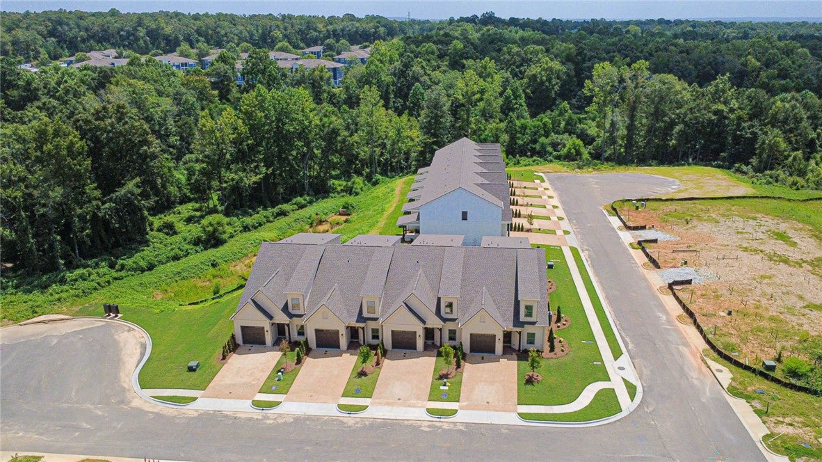 266 SPENCE NOLEN Place