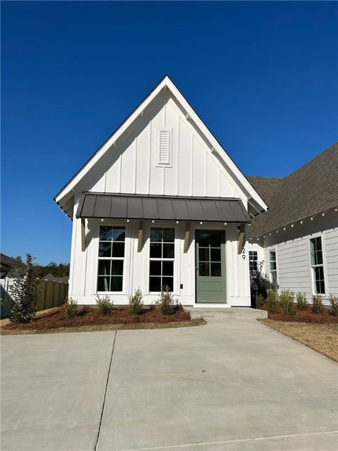 Photo of 3229 BRADLEY Lane, Auburn, AL 36830 (MLS # 178487)