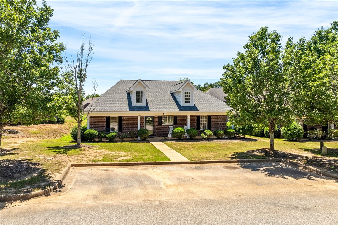 802 W LONGLEAF Drive 71