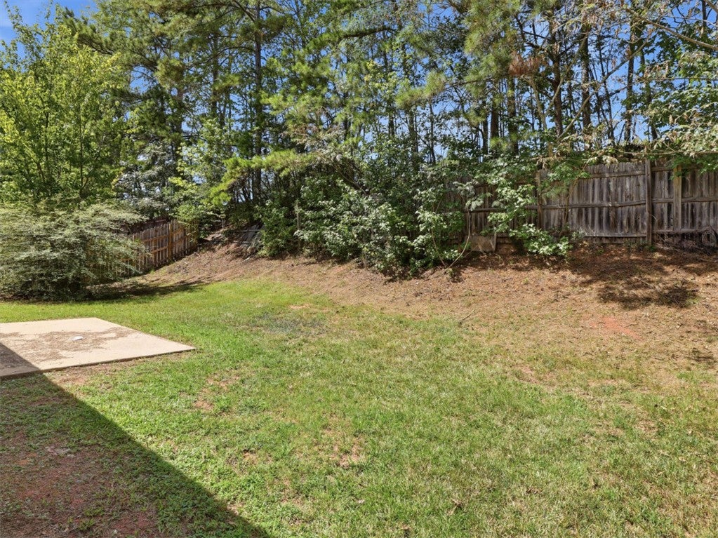 Photo of 2010 DUTCH Court, Opelika, AL 36801 (MLS # 182325)