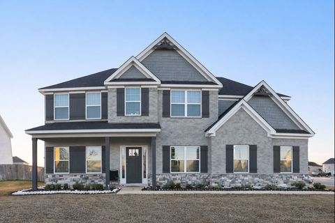 Photo of 3000 WYNN Way, Opelika, AL 36804 (MLS # 178289)