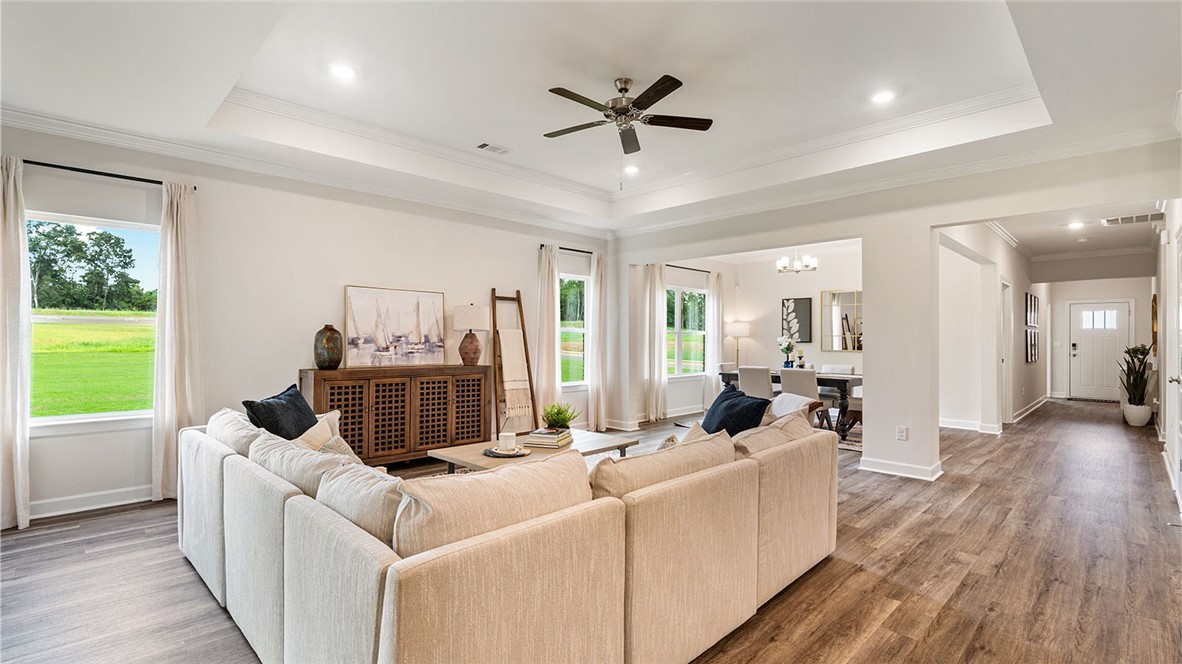 2268 FORREST Cove