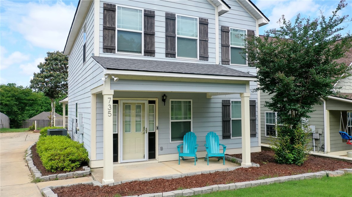 735 Hunter Court